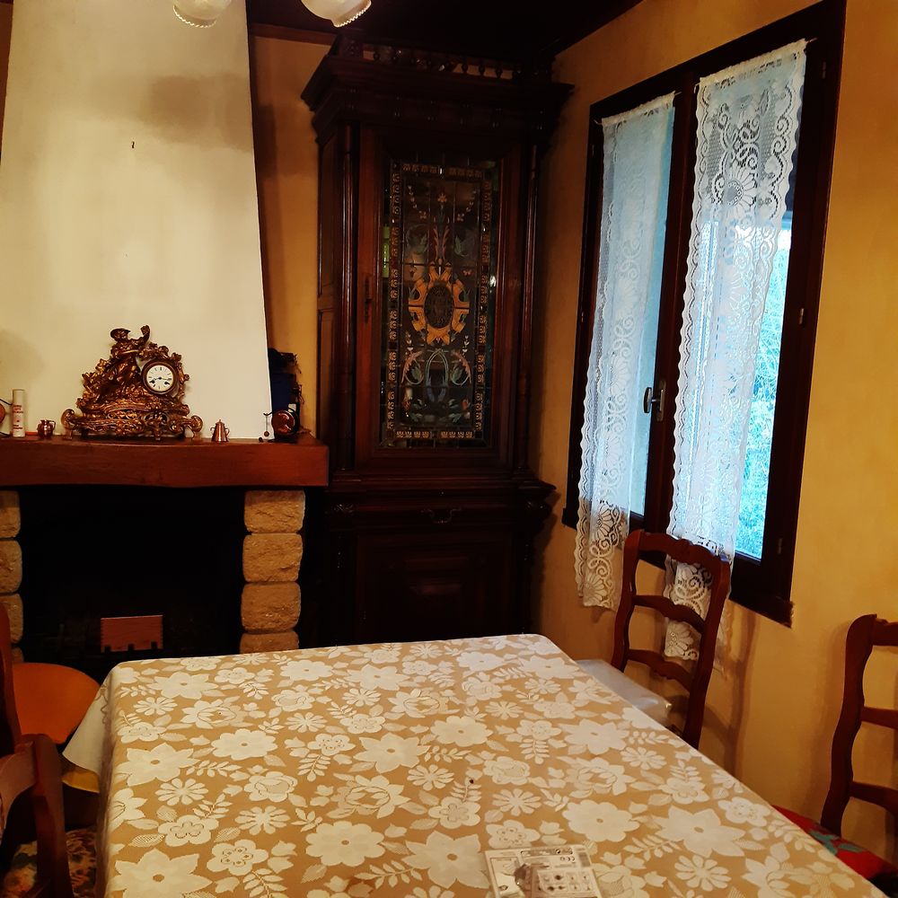 MEUBLE HENRI 2 200 Saint-Hilaire-de-Villefranche (17)