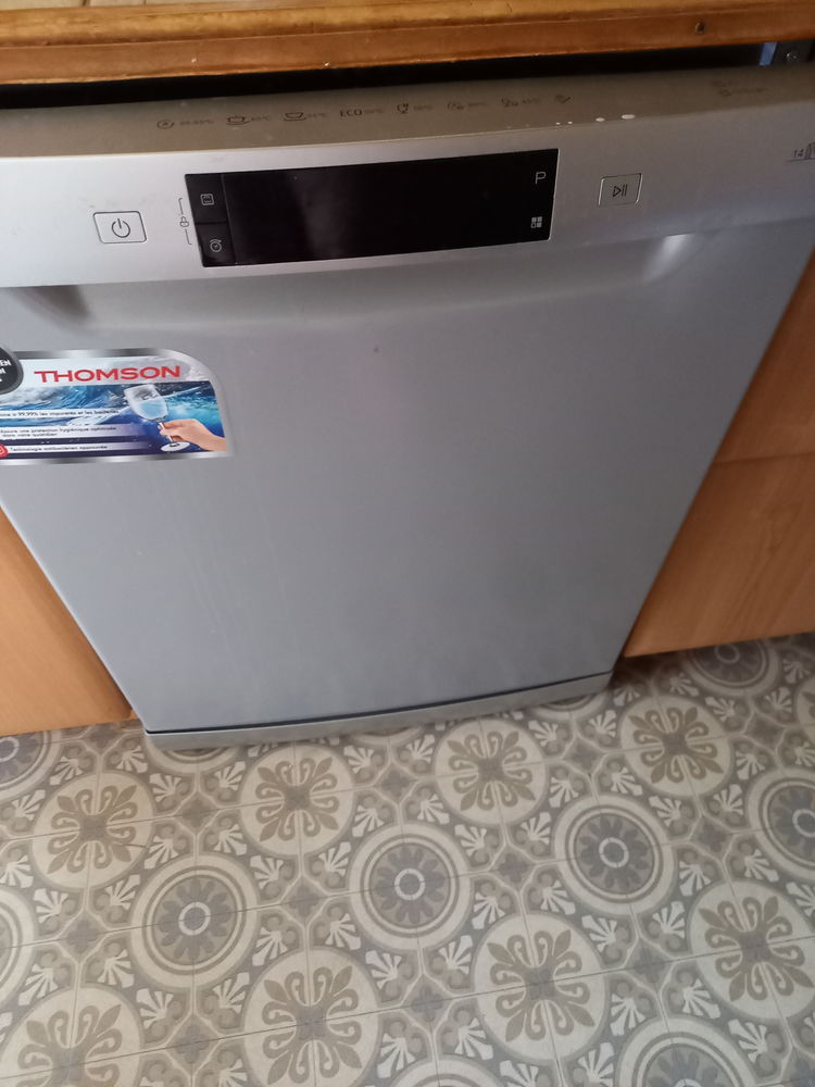  lave vaisselle Thompson, taille standard de 2021 350 Ris-Orangis (91)