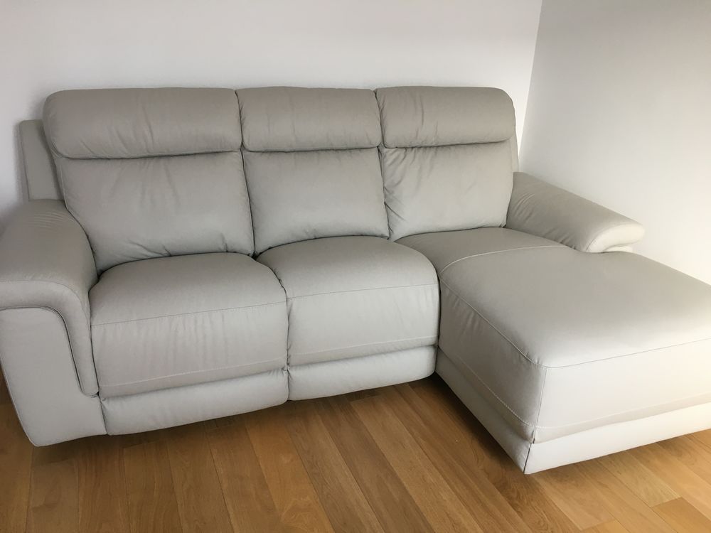 canap� d angle en cuir gris perles neuf 1500 Saint-Germain-Laxis (77)