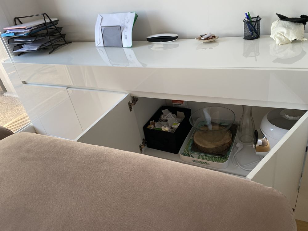 Buffet- enfilade blanc laqu� � 4 portes 180 Fleury-M�rogis (91)