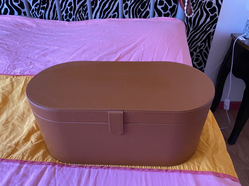 Coffret dyson airwrap 280 La Penne-sur-Huveaune (13)