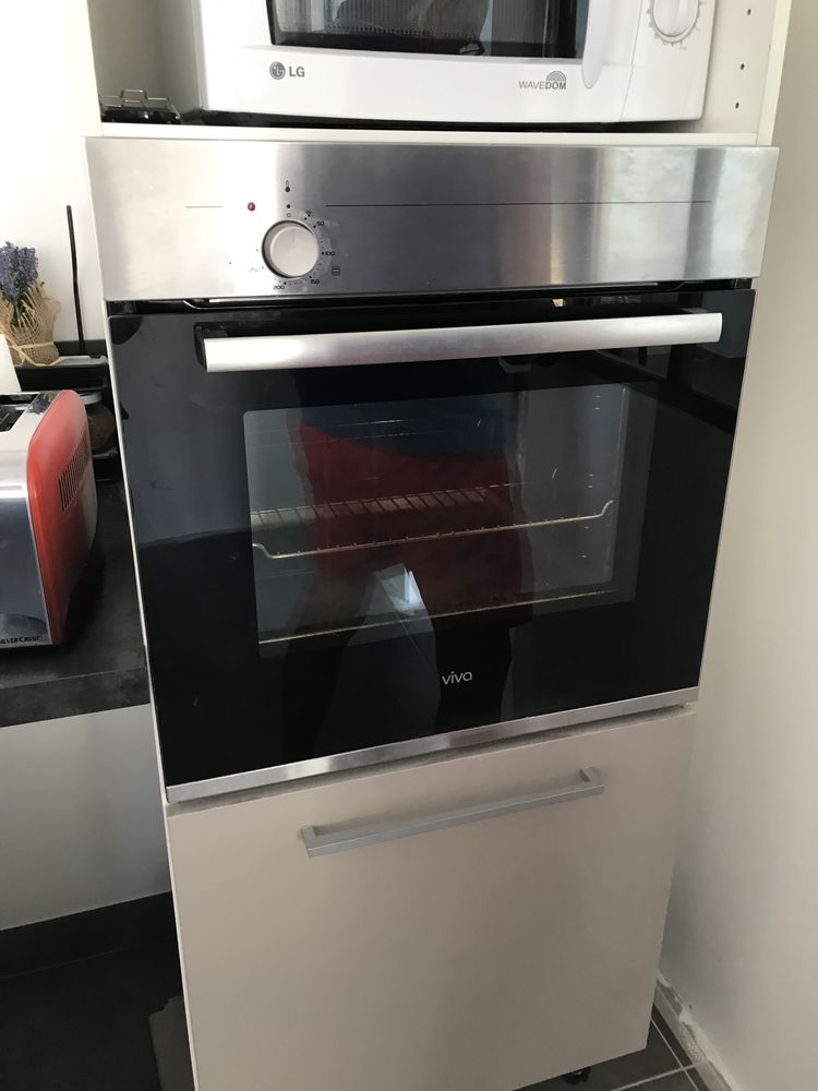 Cuisine am�nag�e avec �lectrom�nager 500 Talmont-Saint-Hilaire (85)