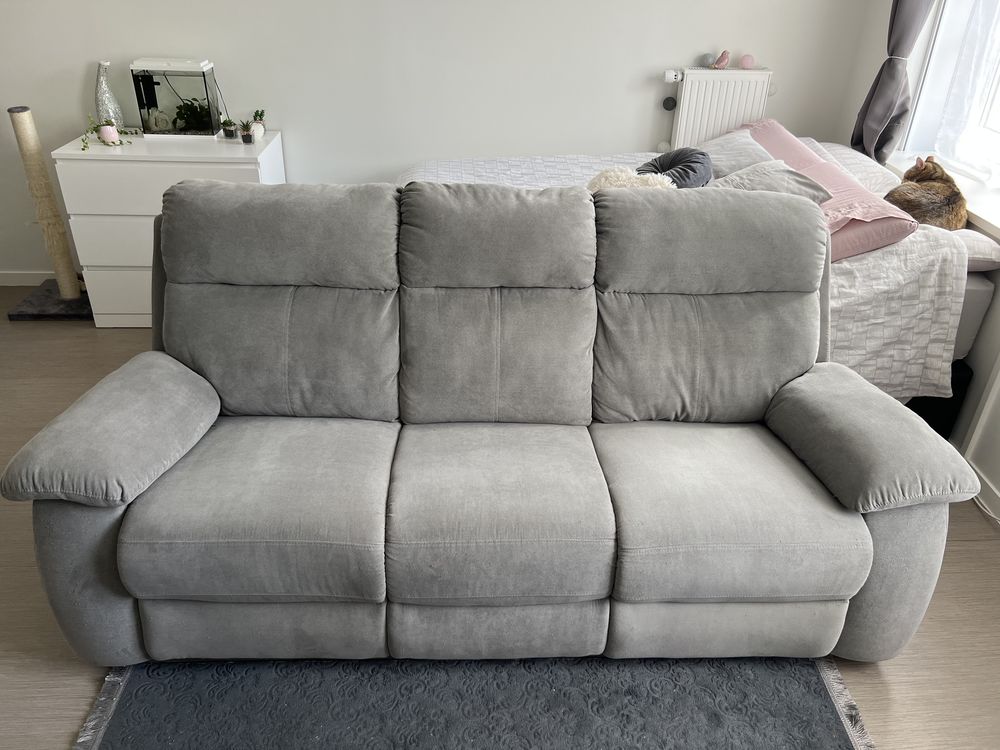 Canap� 3 places fonction RELAX �lectrique 600 Paris 1 (75)