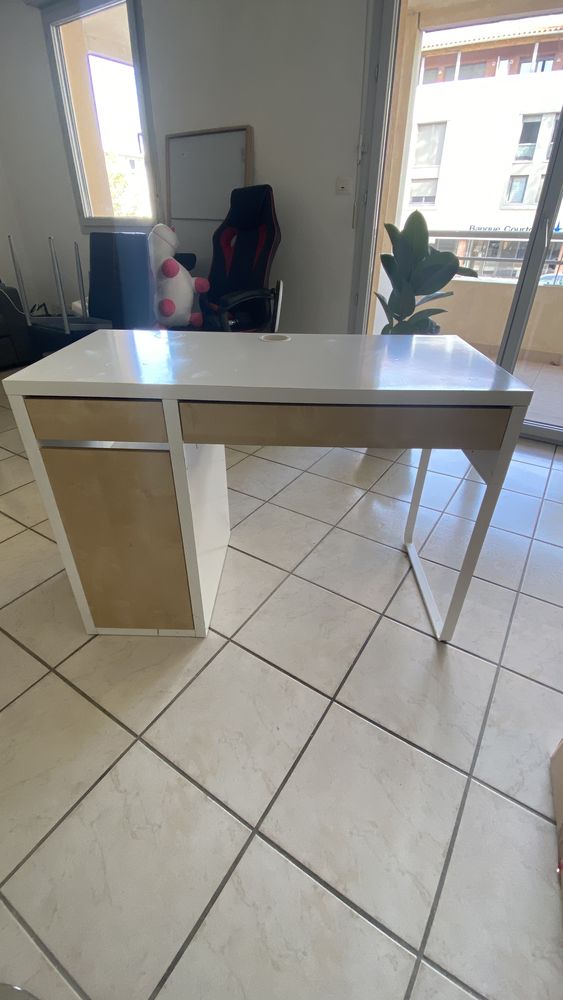 Bureau blanc 50 Castanet-Tolosan (31)