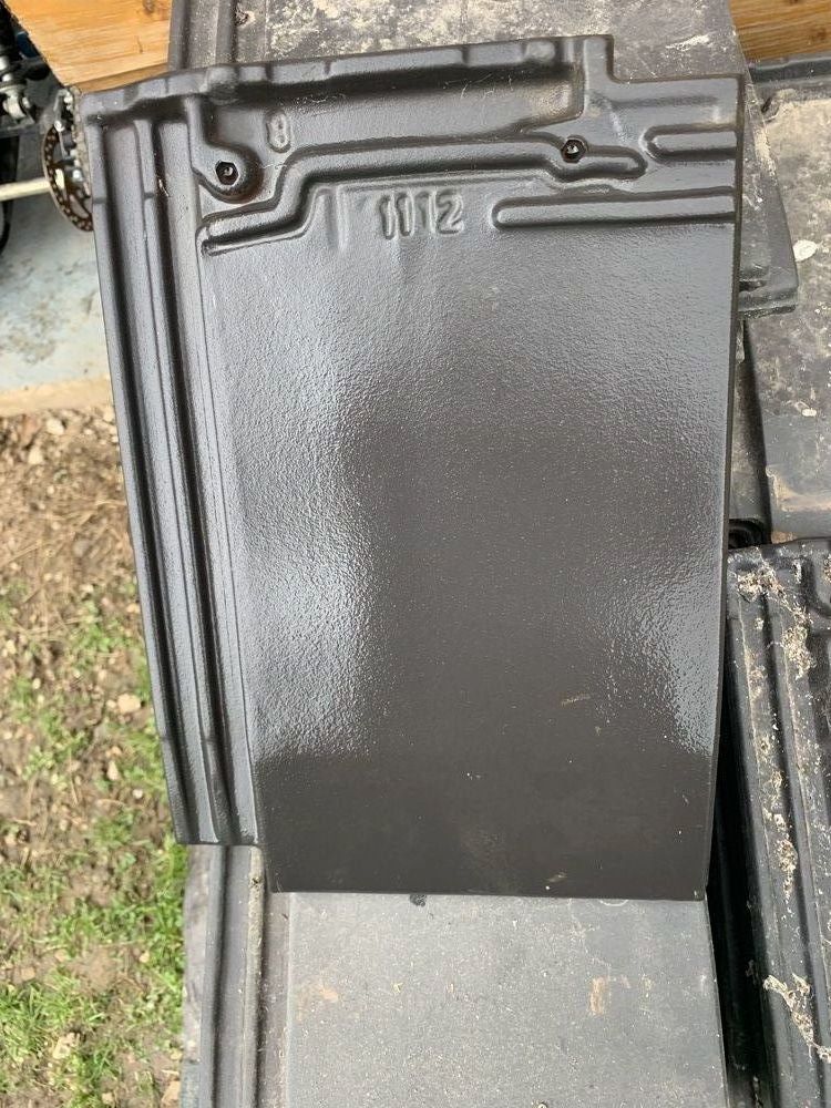 Tuiles gyverni ardois� noir 
0 Domont (95)