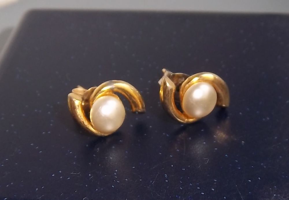 Boucles d'oreilles fantaisie 2 Colombier-Fontaine (25)