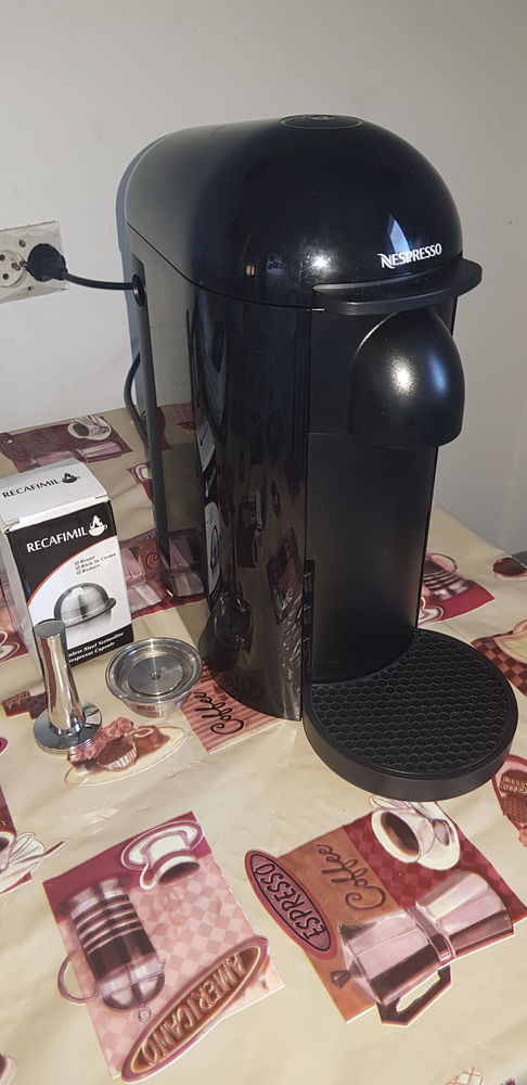 Nespresso vertuo avec capsule reutilisable inox quasi neuf 50 Sartrouville (78)