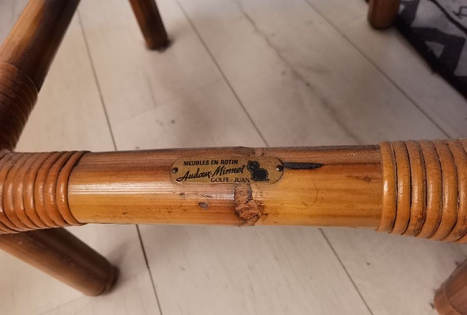 Table et chaises en rotin Audoux Minnet. Tr�s cote , 750 Antibes (06)