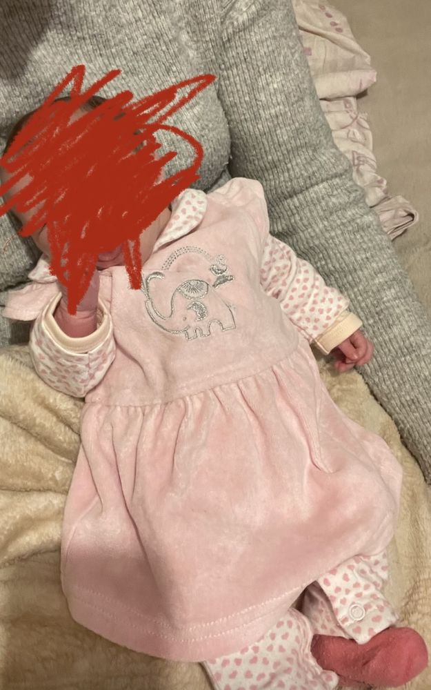 Bonjour Bonsoir je vend v�tements  bb fille 50 Metz (57)