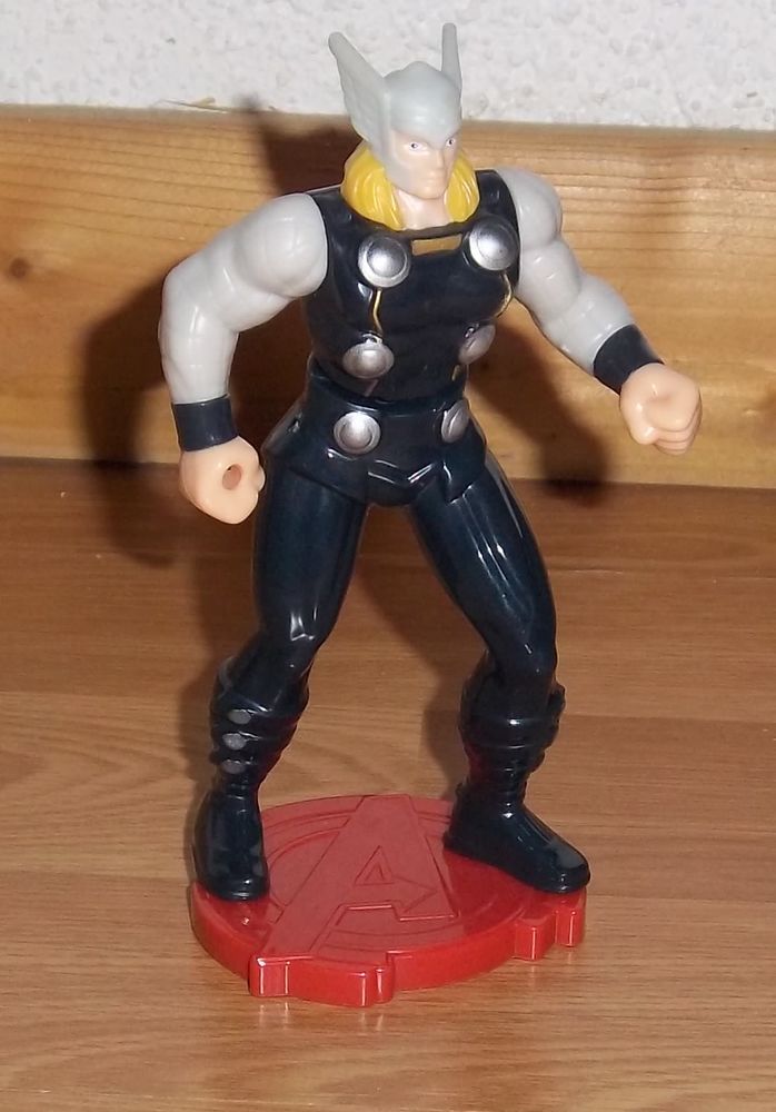 FIGURINE THOR ADVENGERS MARVEL Hauteur 13 cm 2 Colombier-Fontaine (25)
