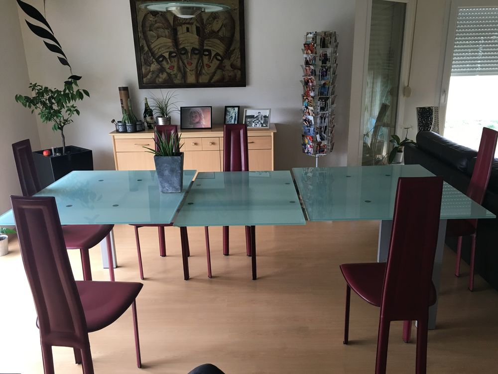 Table de salle � manger 0 Orchamps-Vennes (25)