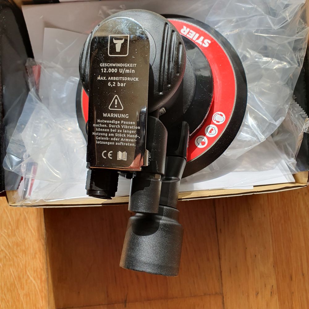 Ponceuse excentrique STIER 100 Tassin-la-Demi-Lune (69)