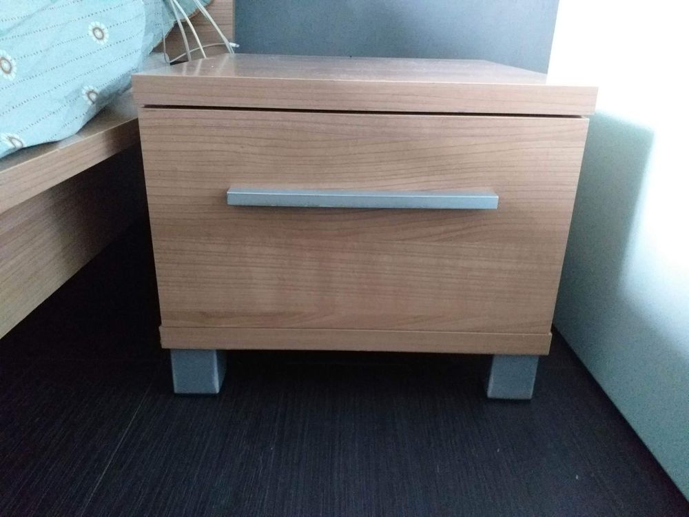 Tables de chevet 40 Gigny-sur-Sa�ne (71)