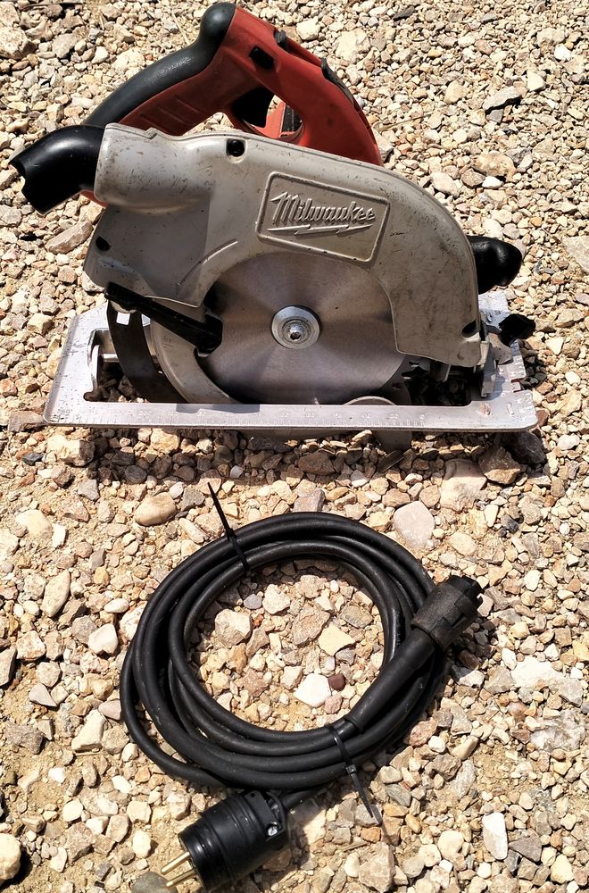 MILWAUKEE Scie Circulaire scs 65 q 1900w 190 mm 220 Saint-Jean-de-Fos (34)