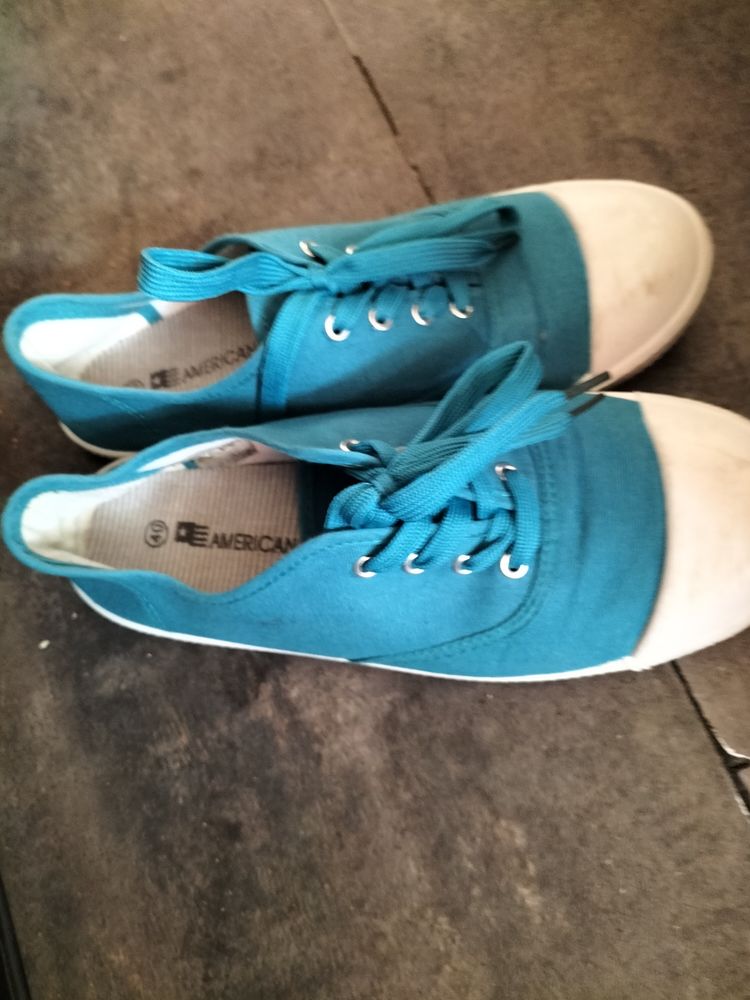 Basket toile american pointure 40 tr�s bon �tat 7 Cachan (94)