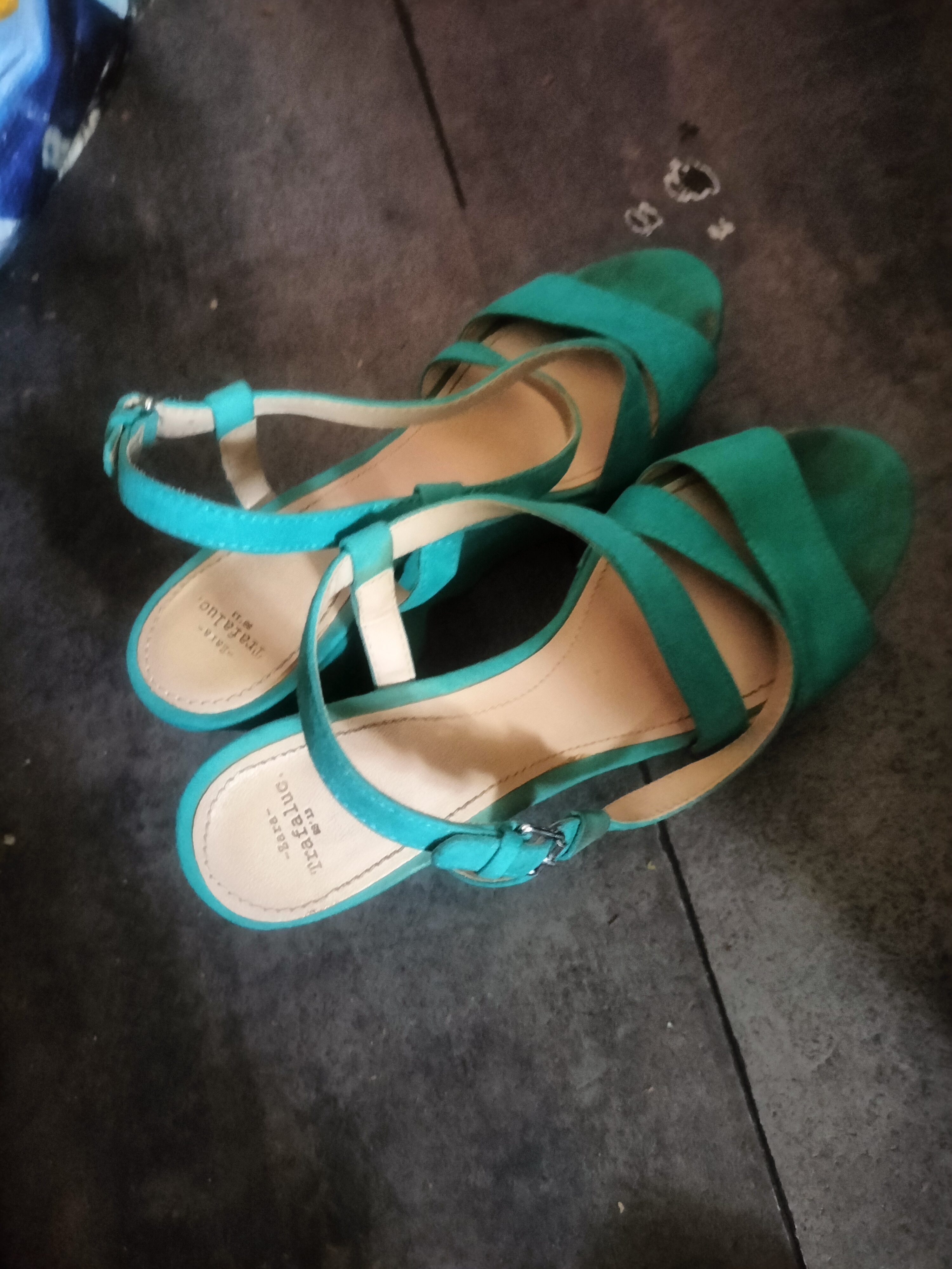 Sandale cuir Zara trafaluc pointure 36 tr�s bon �tat 7 Cachan (94)