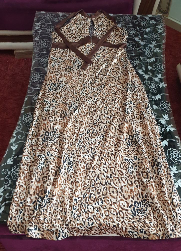 Robe leopard 45 H�rouville-Saint-Clair (14)
