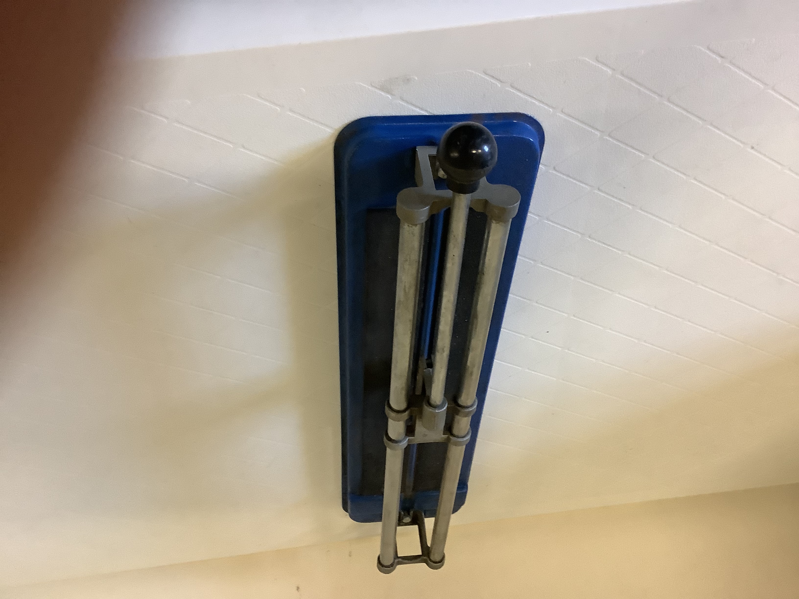 R�glette coupe careau 10 Pau (64)