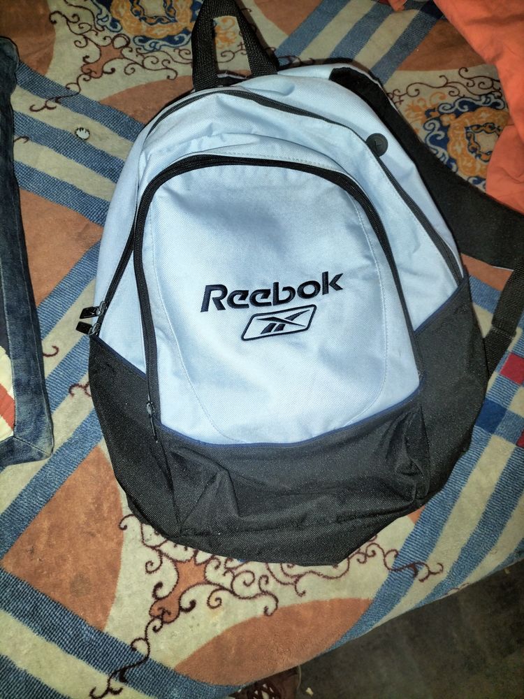 Sac a dos Reebok waterproof quasi neuf 8 Cachan (94)