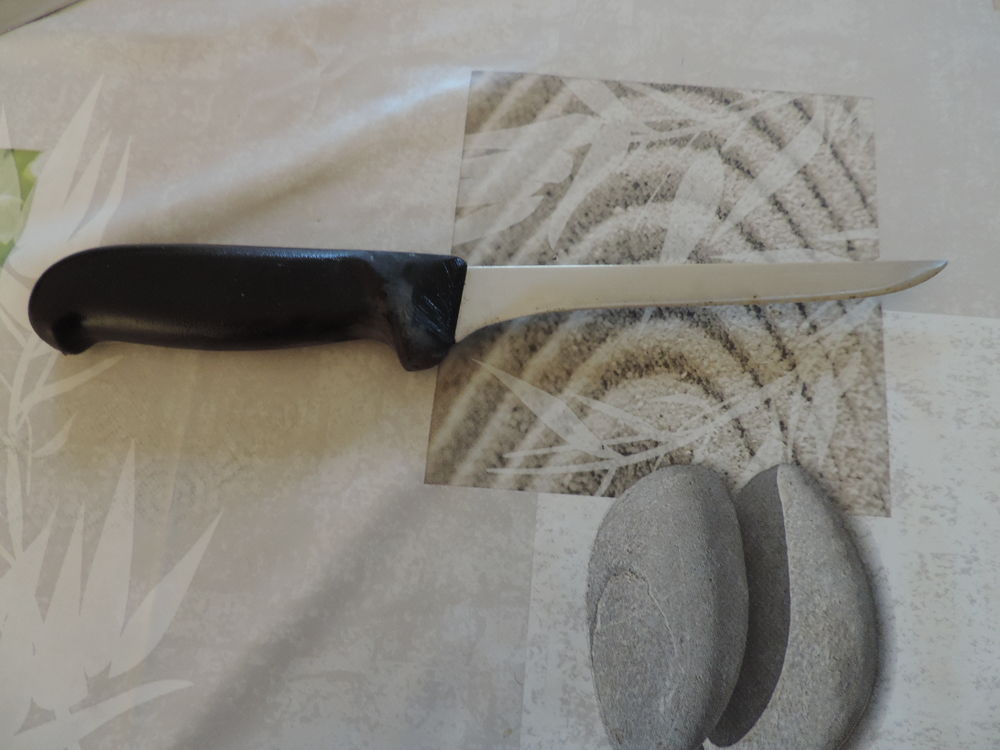 couteaux 5 La Cr�che (79)