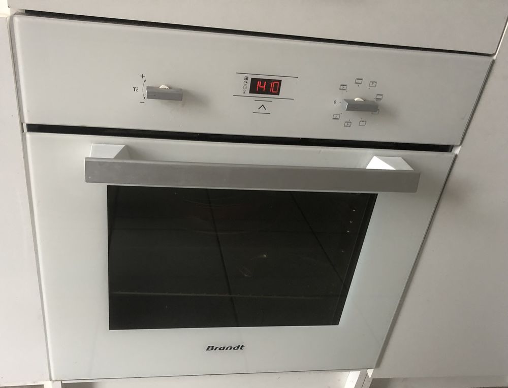 Vends Four encastrable Brandt 175 Talant (21)