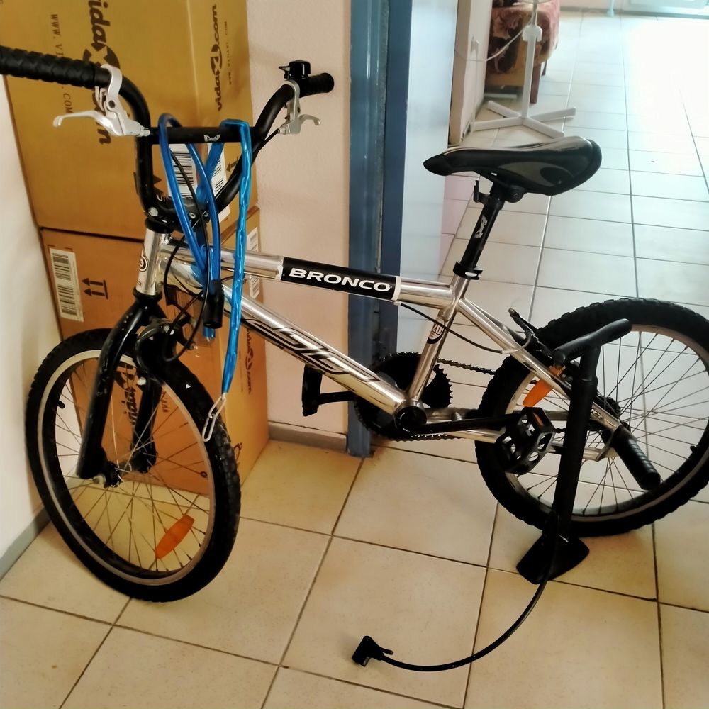 Vente de v�lo d'occasion 60 Nice (06)