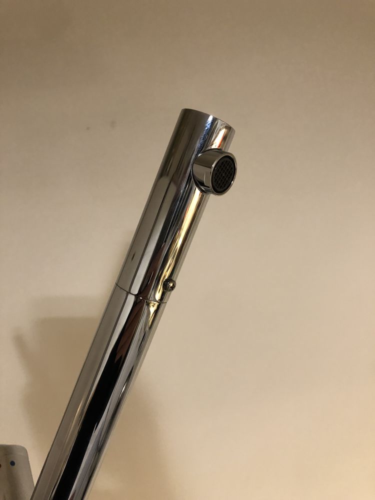 Robinet chrom� �vier. 60 Chatou (78)