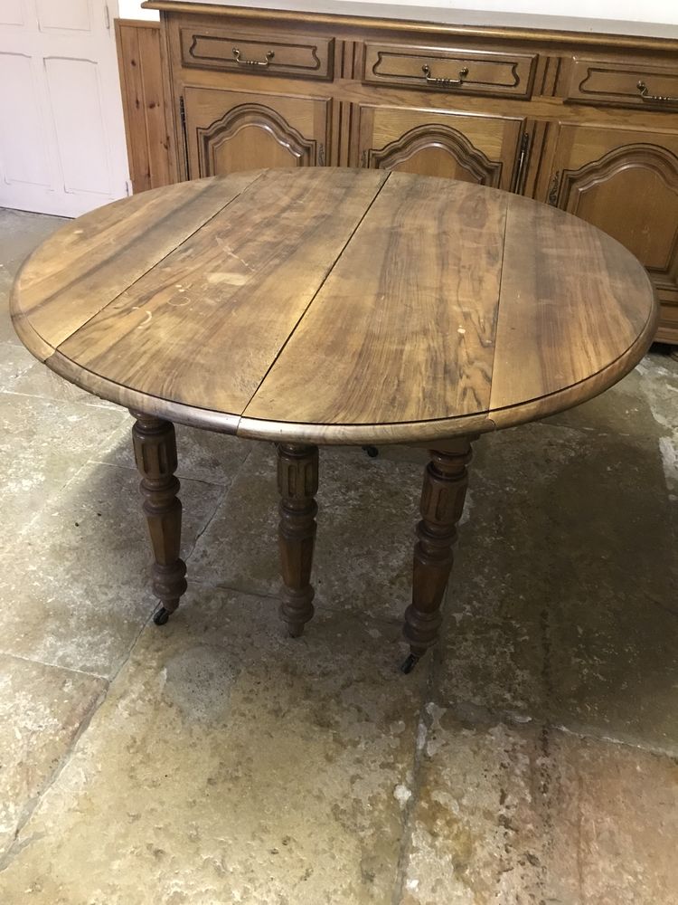 Table noyer 6 pieds 300 Quincey (21)