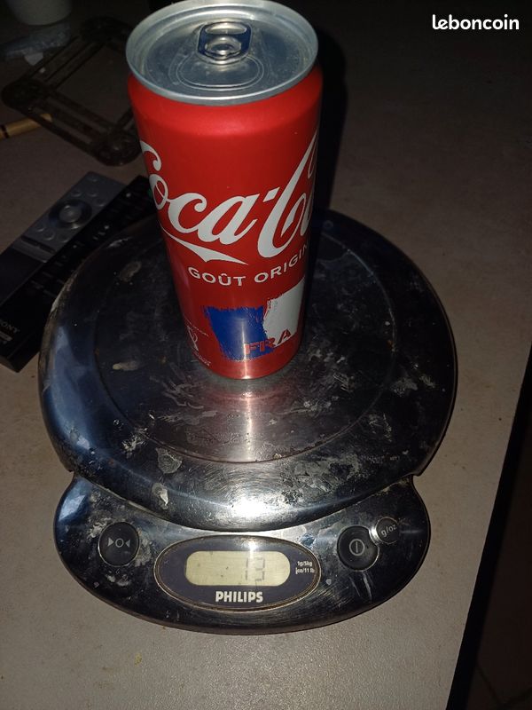 Canette de Coca-Cola vide mais non ouverte 150 Viriat (01)