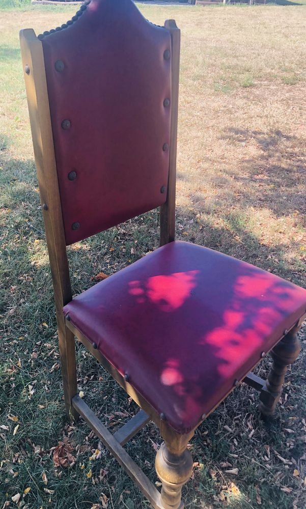 6 Chaises anciennes rouge 100 Castelsarrasin (82)