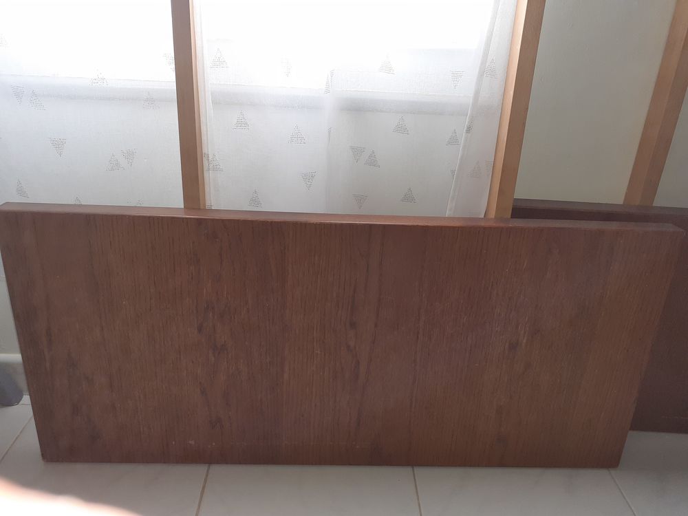 Table salle � manger 150 Ch�teau-Guibert (85)