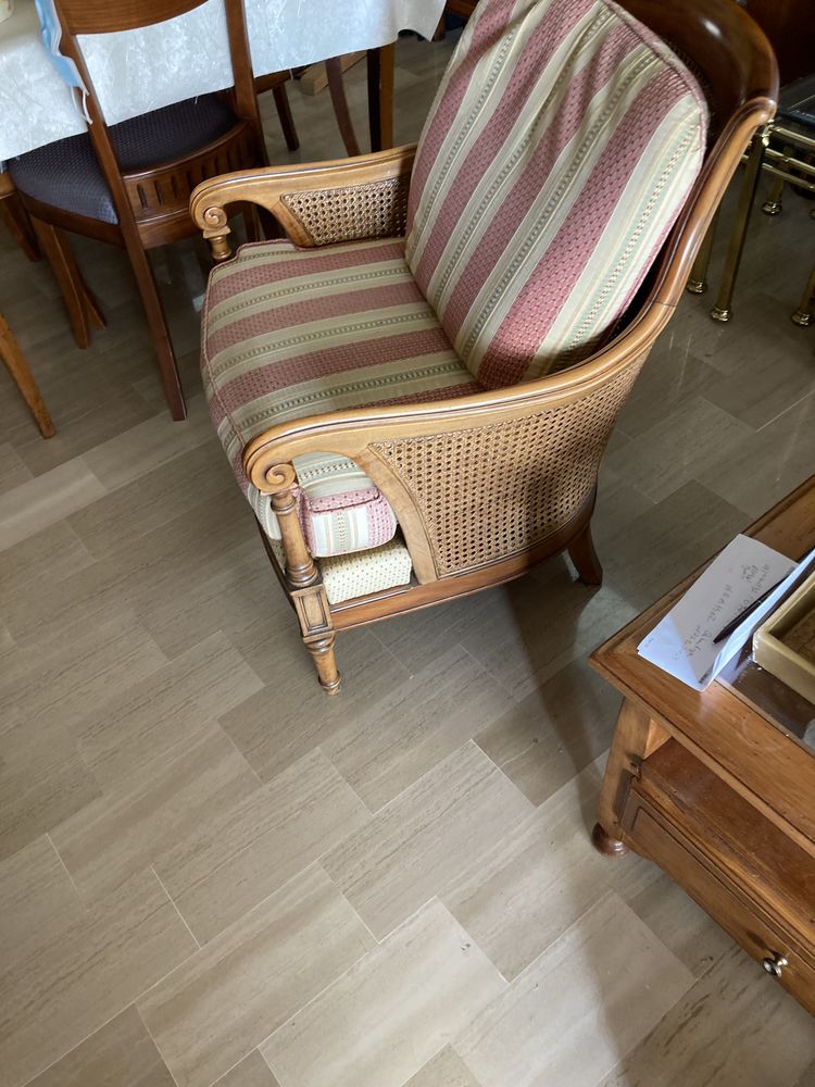 Deux fauteuils roche Bobois collection les provinciales 400 Le Cannet (06)