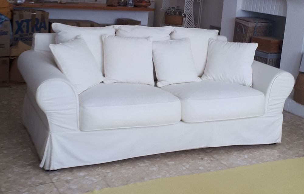 canap� 3places -lit  Maison du Monde .
500 Marseille 7 (13)