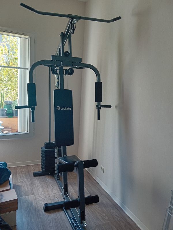 AV STATION MUSCULATION TECTAKE, PARFAIT �TAT. 250 Bordeaux (33)