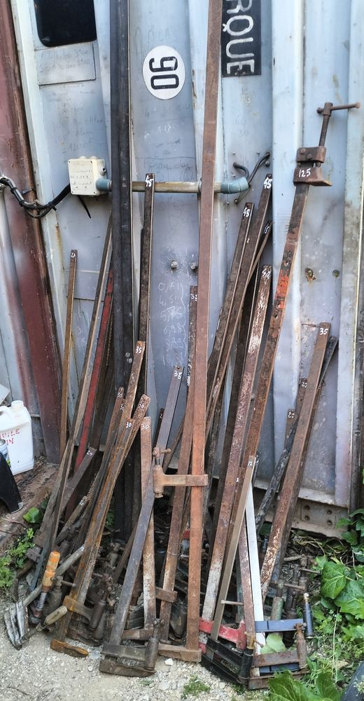 Serre joint pompe a vis diverses longueurs 130 Saint-Jean-de-Fos (34)