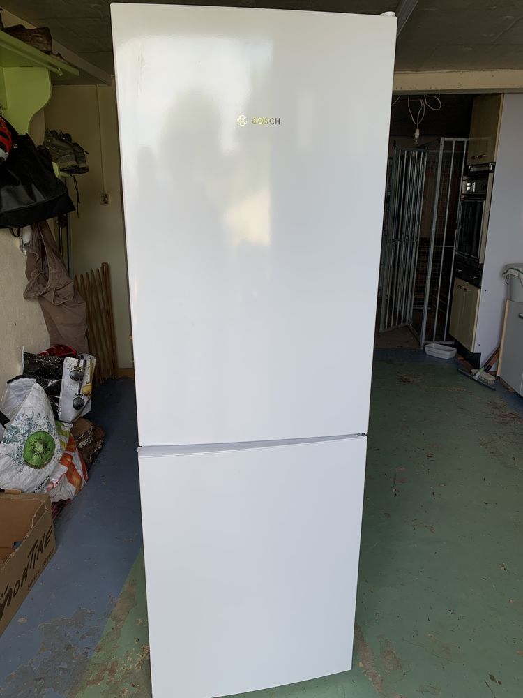 R�frig�rateur cong�lateur Bosch 300 Le Mas-d'Agenais (47)