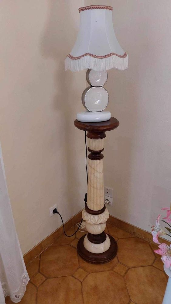 Lampe 20 Sainte-Maure-de-Touraine (37)