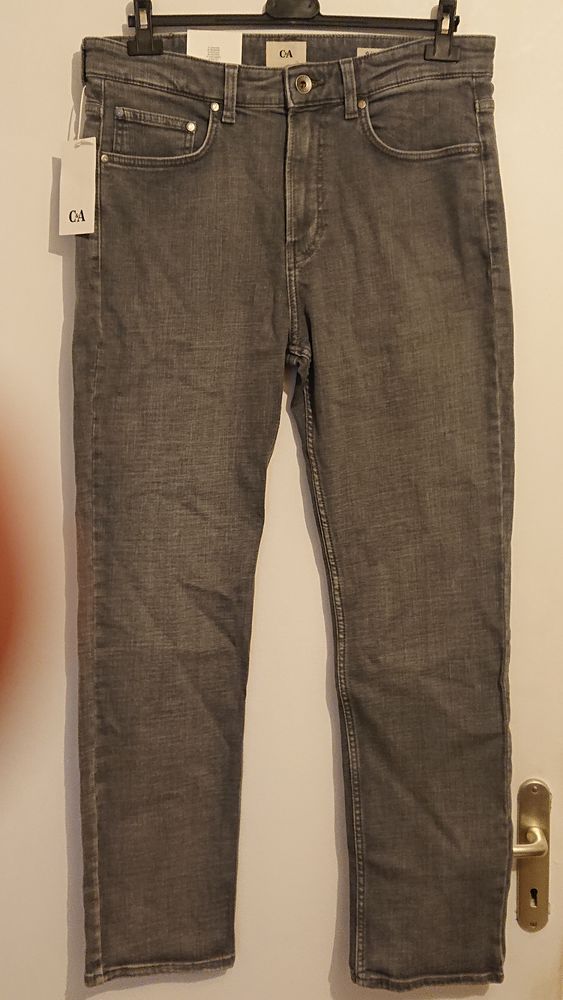 Jean's (couleur gris) Straight jean - LYCRA C&A 25 Perpignan (66)