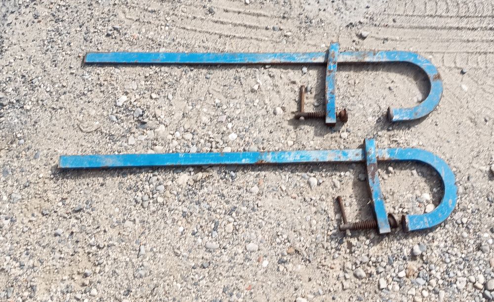 paire Serre joints  � vis pour cimentier 600/135 40 Saint-Jean-de-Fos (34)