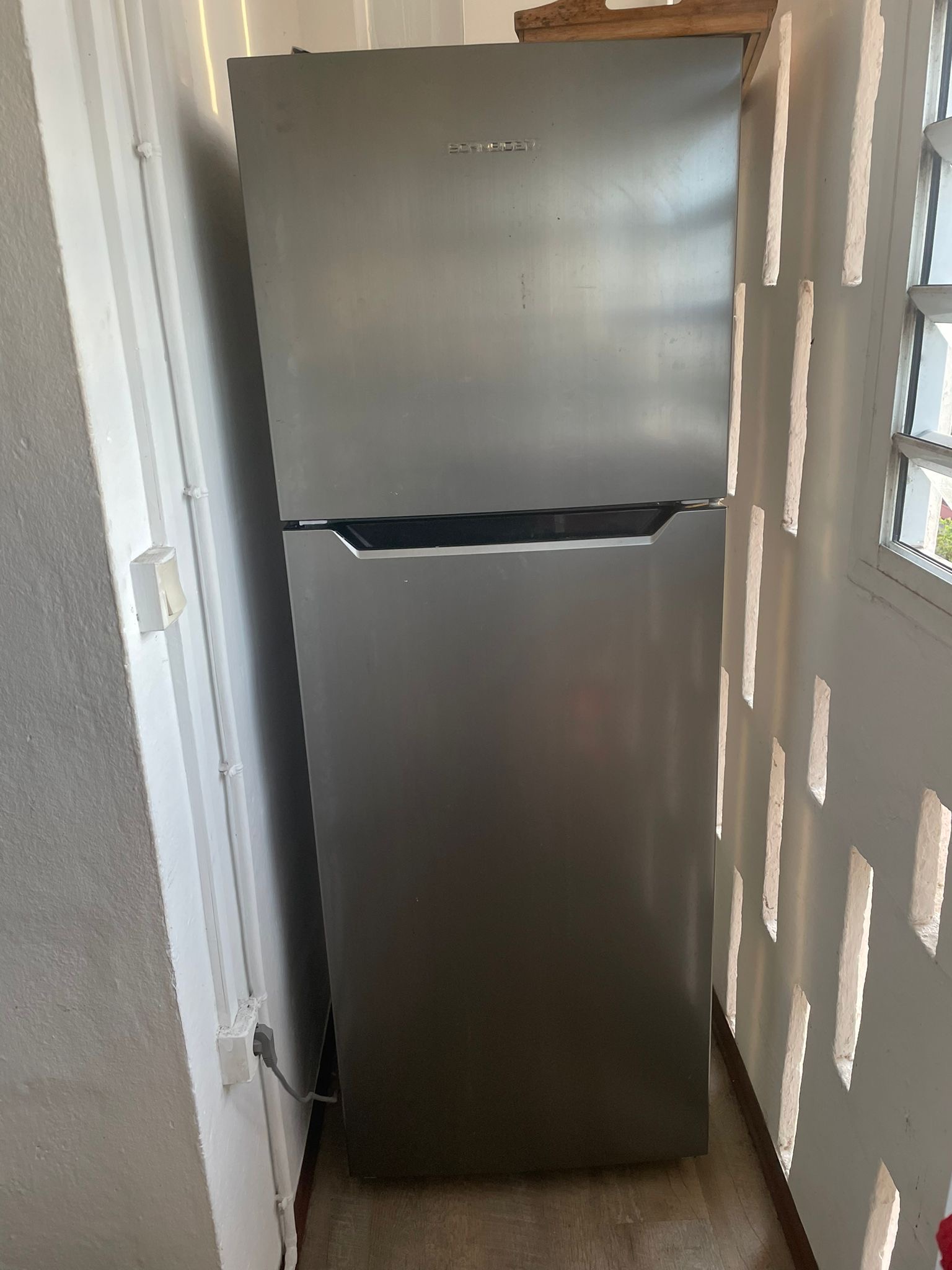 R�frig�rateur � vendre cause d�m�nagement 500 Guadeloupe (97)