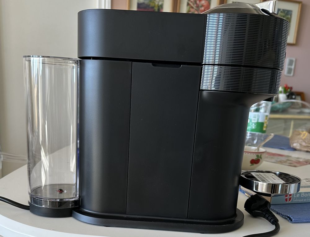 Machine � caf� 100 Grimaud (83)