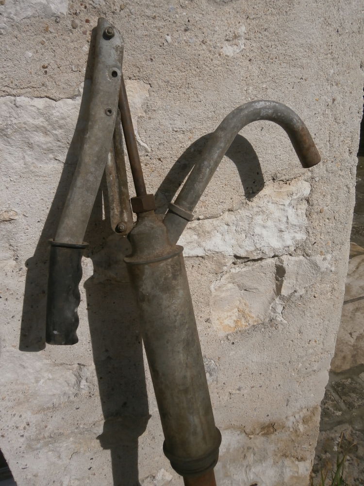 Pompe vide-f�t � main 15 Bonni�res-sur-Seine (78)