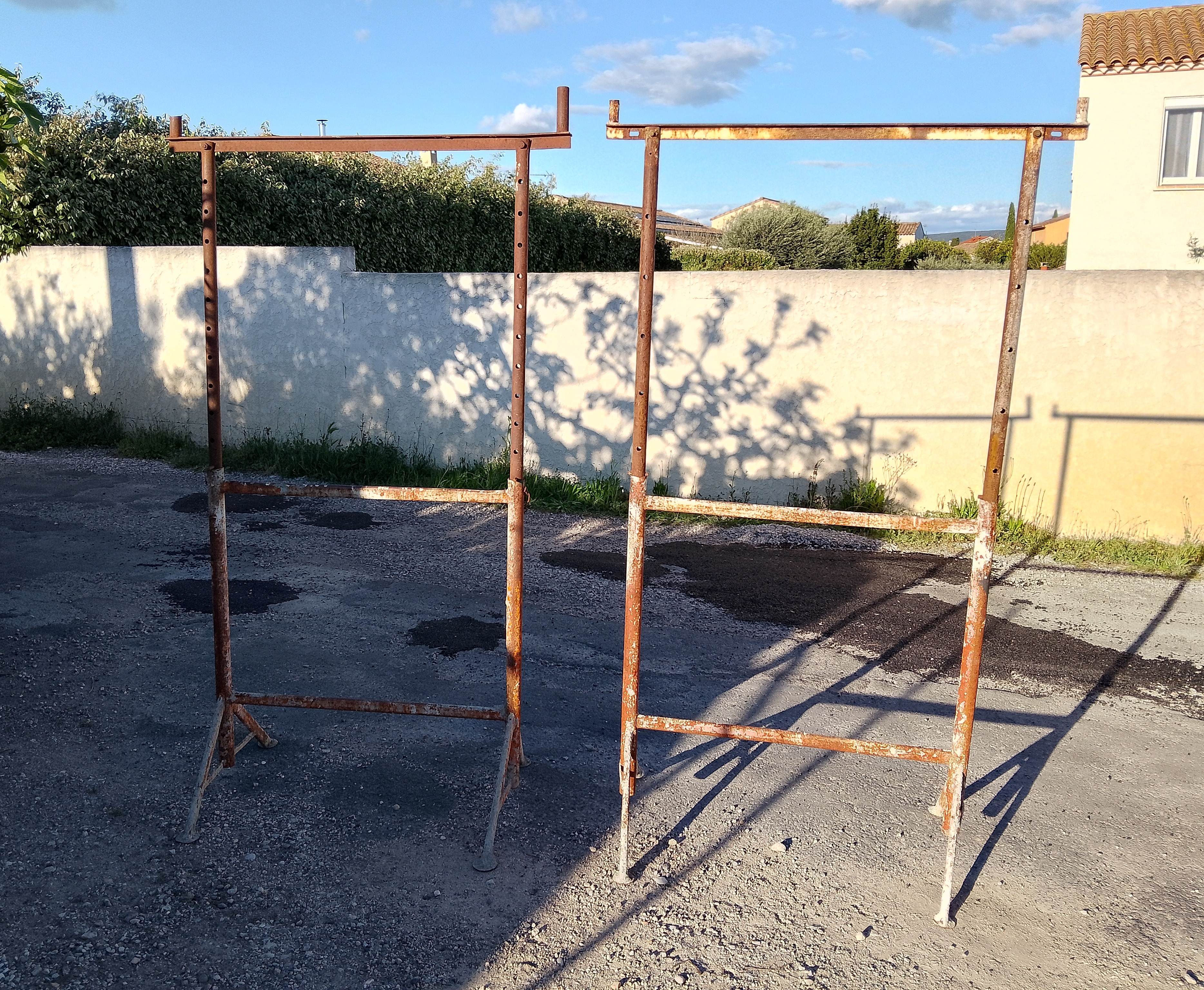 paire tr�teaux �chafaudage ma�on tube 49 mm 135 Saint-Jean-de-Fos (34)