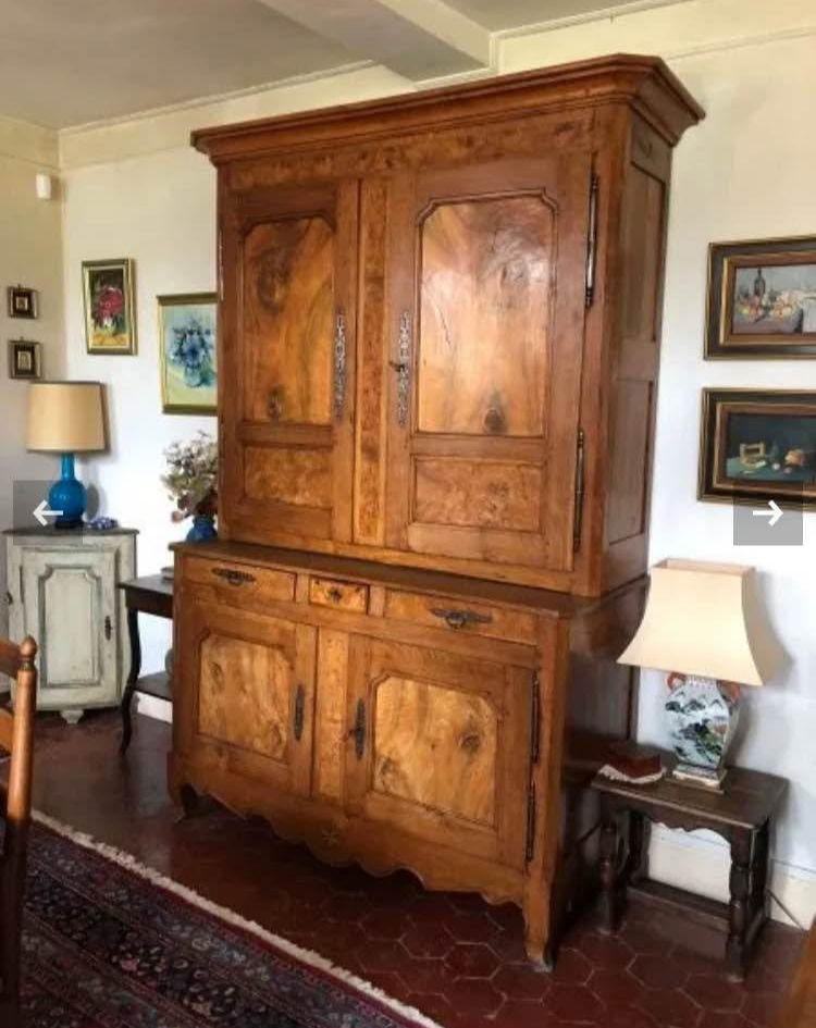 Buffet 2 corps Style Louis XV �poque
XIXe en ch�ne et noyer 979 Auxerre (89)