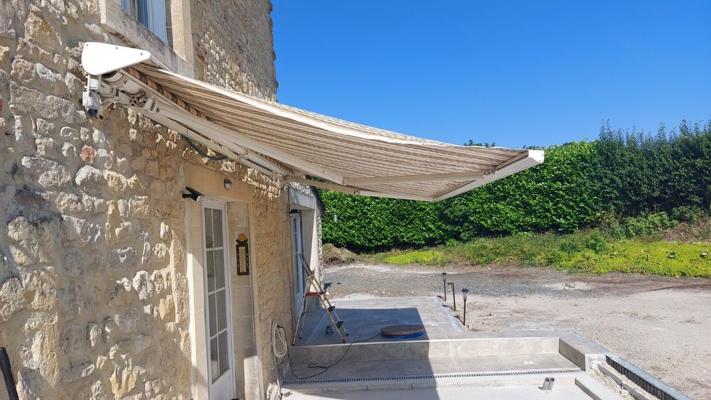 Store banne motoris� 4,75 m x 3 m 100 Cricqueville-en-Bessin (14)