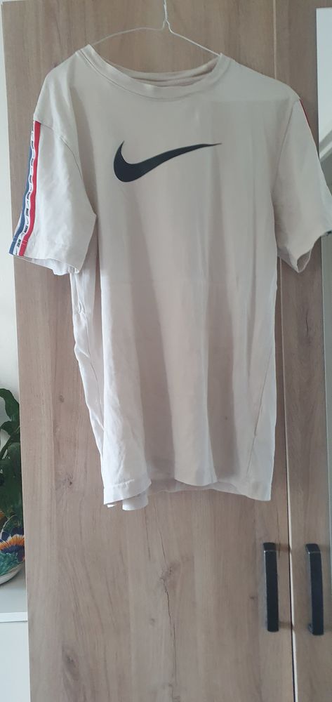 Je vend mes v�tements Addo 15 ans � 18ans 18 Dax (40)