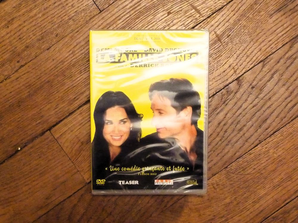 La Famille Jones- Derrick Borte- Neuf- Ugc Ph 3 Paris 15 (75)