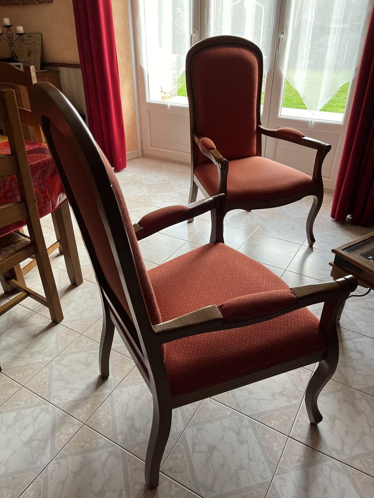 DEUX FAUTEUILS VOLTAIRE POUR LE PRIX D'UN 380 Plouha (22)