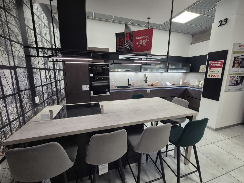Cuisine d'exposition CUISINELLA � saisir 6900 Albi (81)