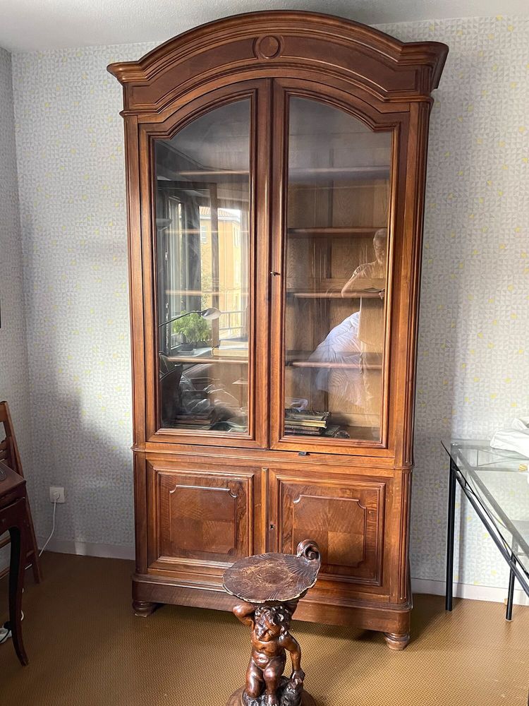 Meubles anciens et divers 1600 Belleville (69)